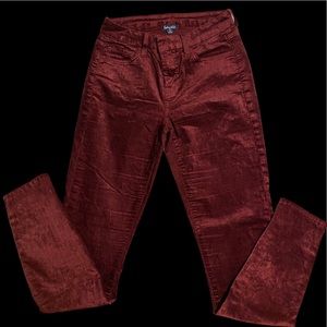 Like New..womens low rise velour coated skinny pants